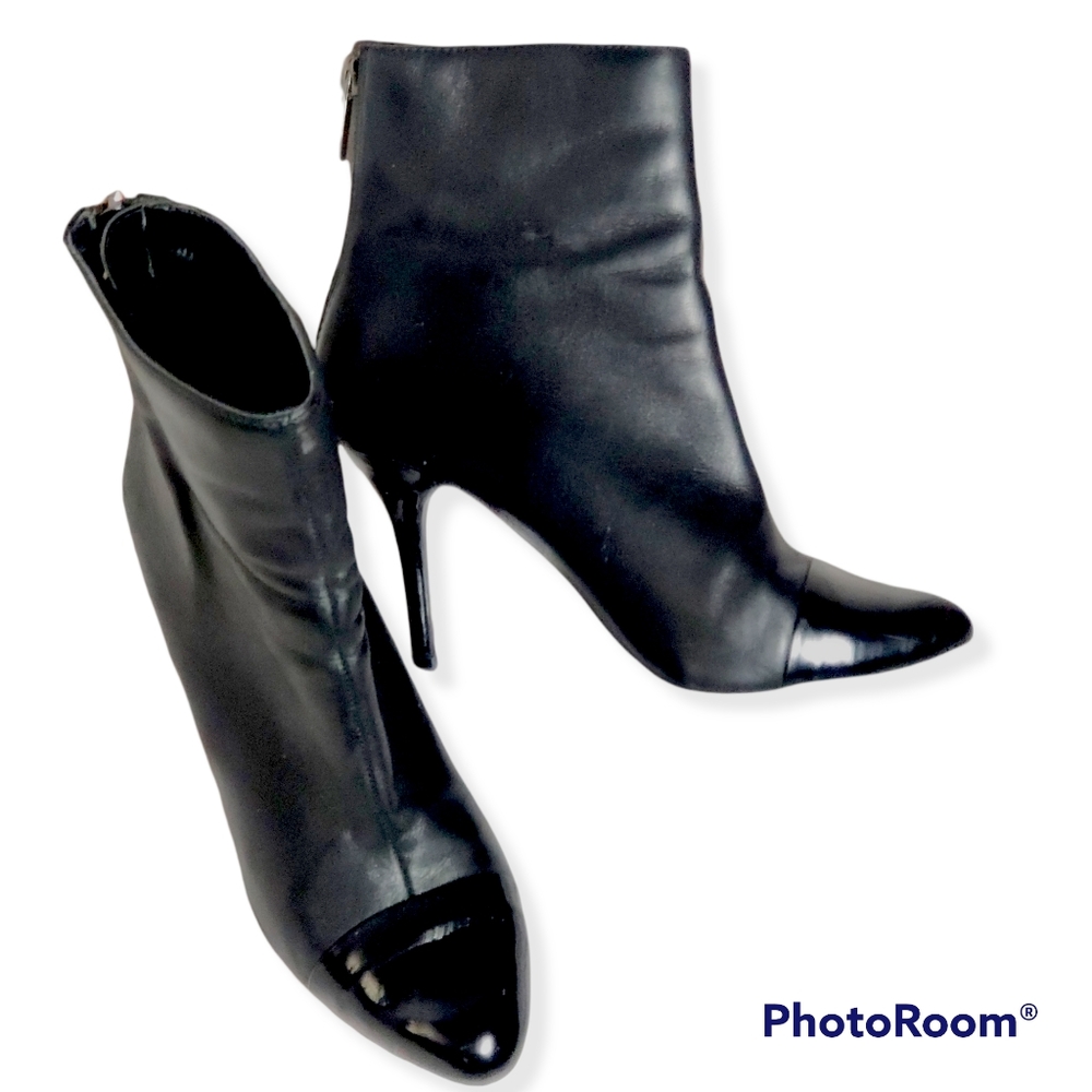 Audrey Brooke stiletto heeled bootie